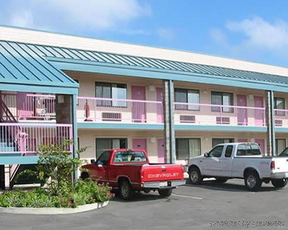 Nola Inn & Suites New Orleans Exterior foto