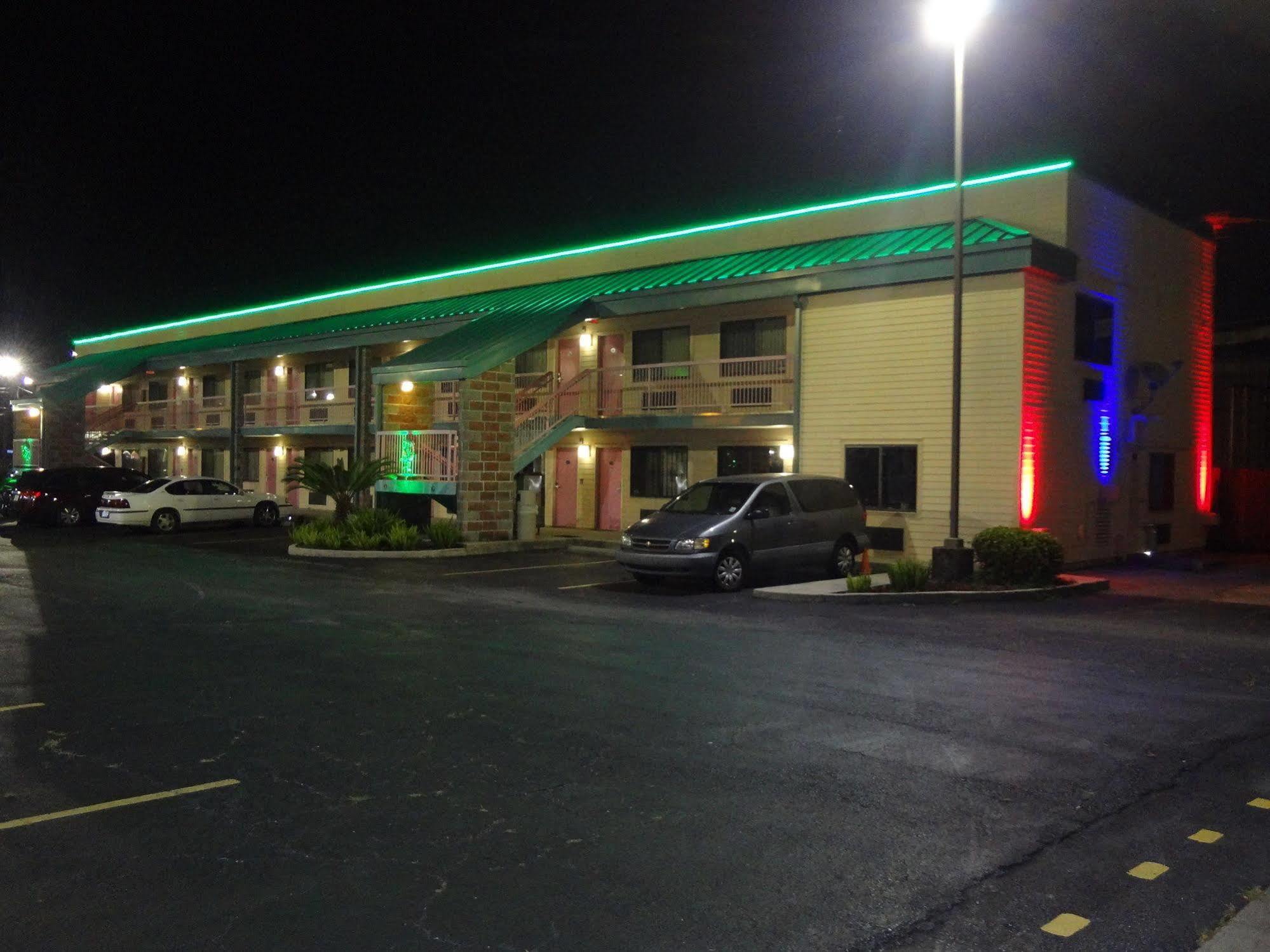 Nola Inn & Suites New Orleans Exterior foto